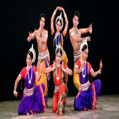 Pattadakkal Dance Festival Sight Seeing Tour